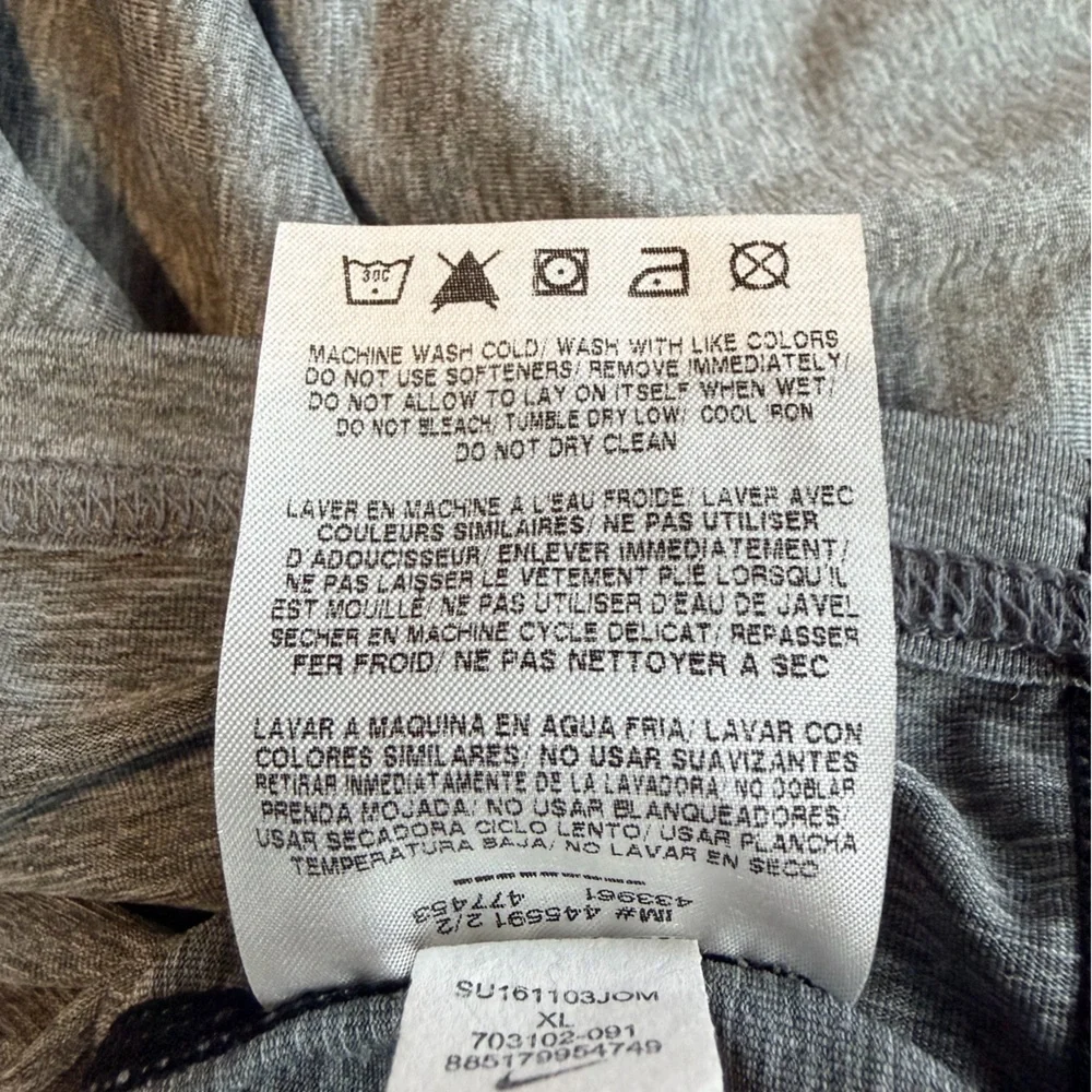 Nike Pro Men's Gray Fitted Tee